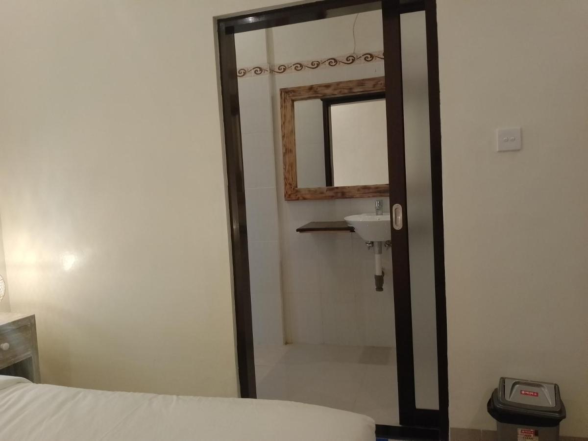 Yanti Guest House Canggu Esterno foto